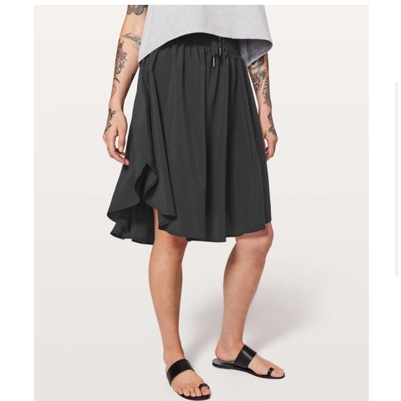 Sweet BREEZY & Super comfy high waisted every day Lululemon BOHO skirt 🦋✨ - Picture 3 of 16